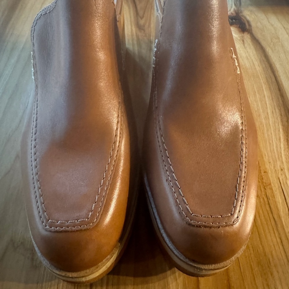 Bernardo Sophia Moc Clog with wood block heel Size 10 Honey brown leather - Picture 12 of 14